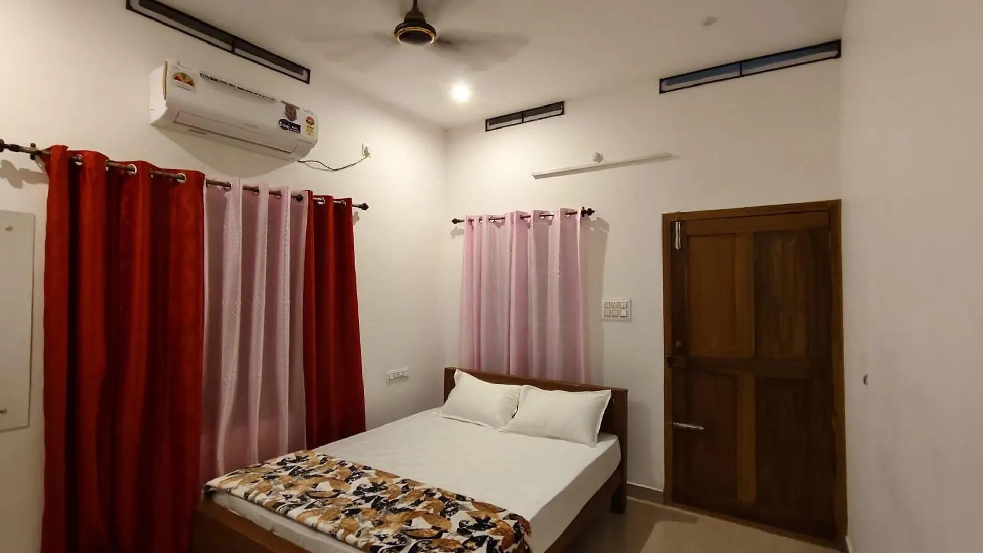 Mundro Arcadia- Petharayil Homestay Mundrothuruth 0*,  India